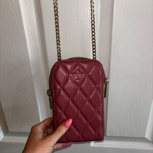 Kate Spade Quilted Chain Strap phone crossbody in Pomegranate 💗